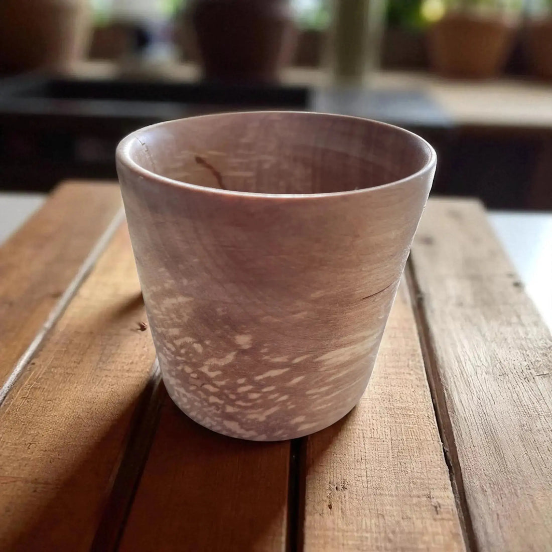 Produkter i tre: 7 fordeler med håndlagde kjøkkenartikler - Epoxy-Crafts