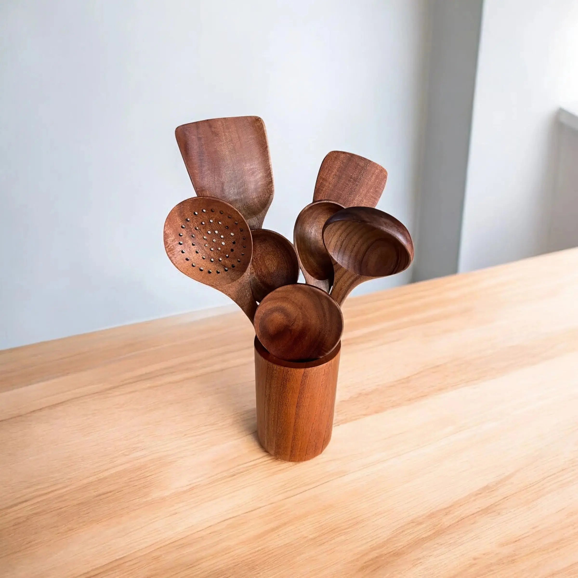 Håndlaget teak kjøkkenutstyr – 8 deler for alle matlagingsbehov (Kopi) Epoxy-Crafts